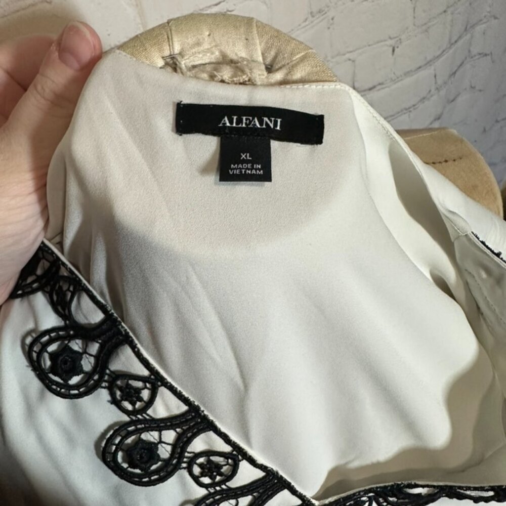 Alfani White and Black Blouse size XL - Picture 5 of 5